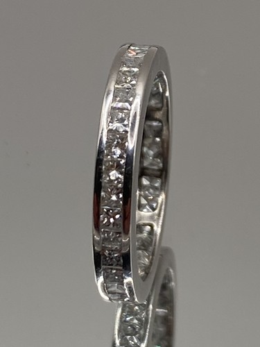 18ct white gold diamond full - 18ct,