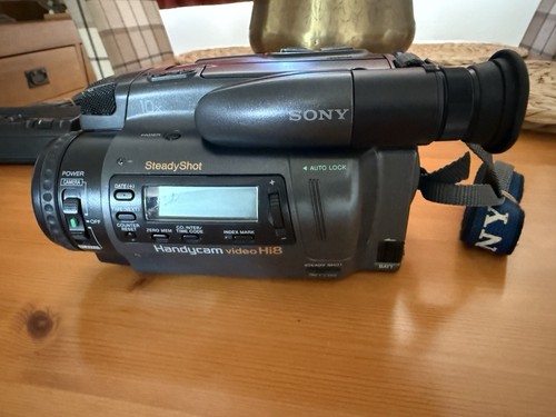 Sony handycam ccd tr2200e - handycam, ccd-tr2200e