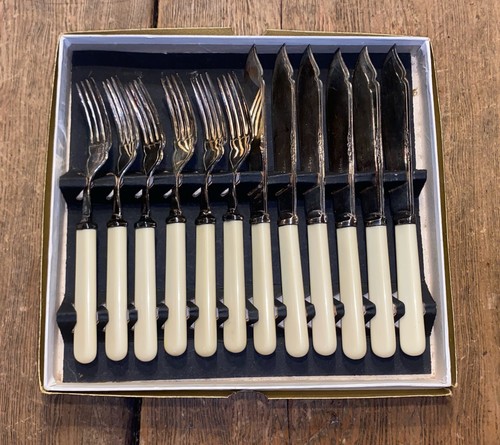 Sheffield silver plate fish - sheffield,