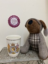 Official Issue QUEEN ELIZABETH