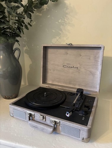 Crosley cruiser deluxe - crosley,