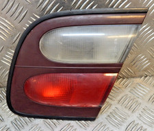 GENUINE 1996-2000 NISSAN ALMERA OSR DRIVER SIDE RIGHT REAR LIGHT