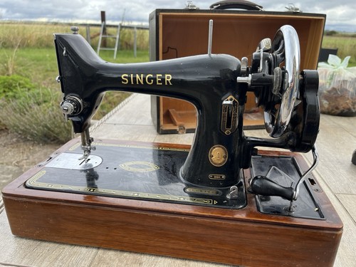 Vintage singer 99k hand crank - vintage,
