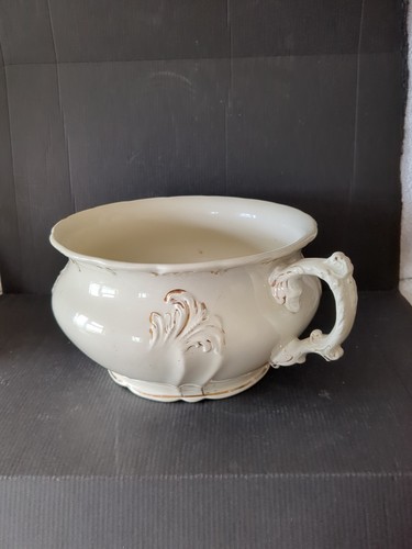 Vintage white ceramic - ceramic, ornate