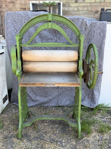 Antique cast iron mangle - cast,