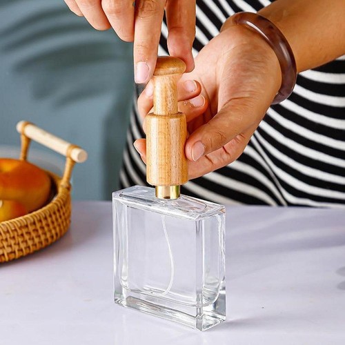 Manual perfume capper sealing - perfume,