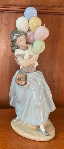 Lladro girl with balloons - with,