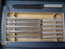 Bennett and Heron vintage table knives (6) of Sheffield stainless steel.