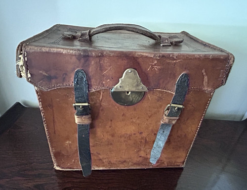 1800 antique leather - antique, case