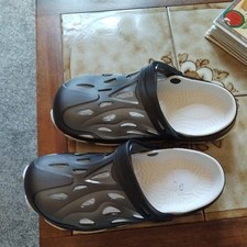 unisex croc style shoe mule slip on clog black/white size 8-9 bnwot