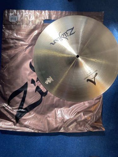 Zildjian series 16in - 16in, medium