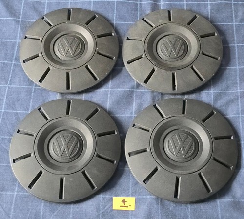 Center wheel caps x - x, 4