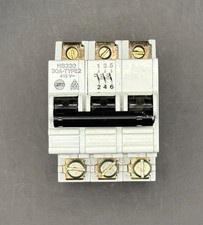 WYLEX 30 AMP TYPE 2 M9 TRIPLE