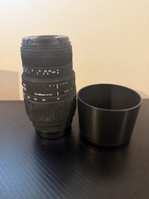 Sigma DG 70-300mm f/4.0-5.6 DG