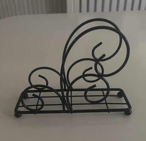 Black metal wire - black,