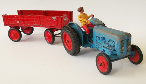 Crescent toys ford fordson - -,