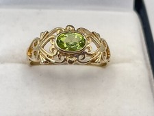 9ct Gold Ladies Green Peridot