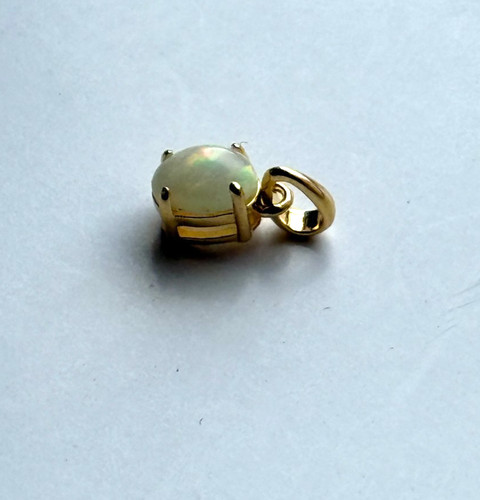 Gold small fiery opal - small,