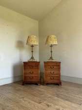 Pair of bedsides chests