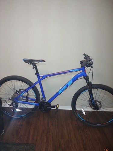 Aggressor pro mountain bike - gt,