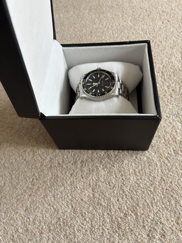 Gucci dive men watch - gucci,