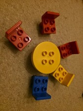 LEGO Duolo Table and 5 Chairs