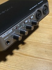 Tascam US-200 USB Audio/Midi Interface with CD ROM (Great Conditions)