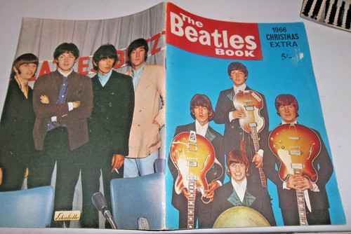 The beatles book huge pages - the,