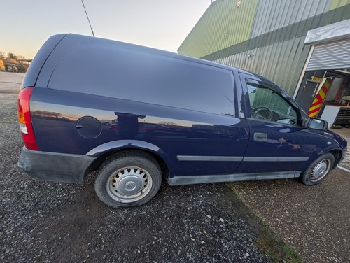 Vauxhall astravan turbo - 1.7,