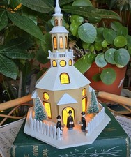 Vintage Erzebirge Wooden