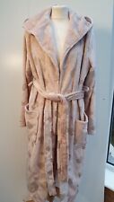 Cozee Home Pink heart Foil hooded Robe new size medium New brbx