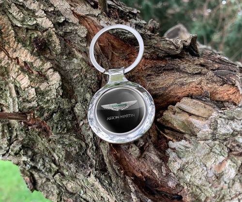 Aston martin metal keychain - metal,