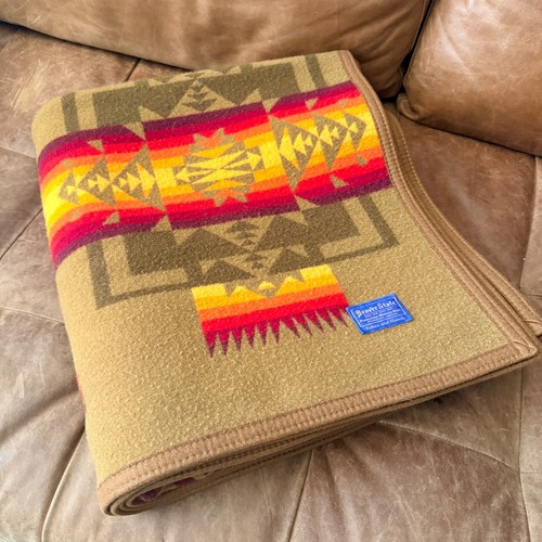 Vintage pendleton beaver - pendleton, state