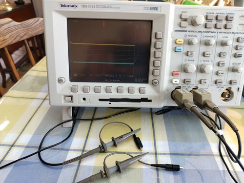 Tektronix tds3032 300mhz - tds3032,