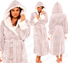 LADIES DRESSING GOWN SOFT &