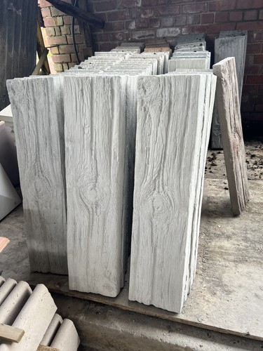 Concrete log wood effect - wood,