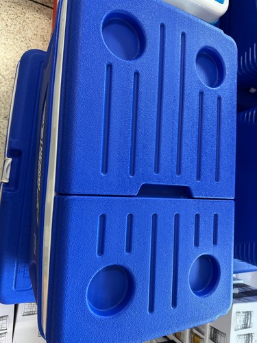 Insulated cool box ice cooler - insulated,