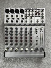 Behringer eurorack mx 802 Mixer