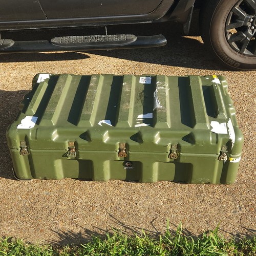 Hardigg footlocker green case - hardigg,