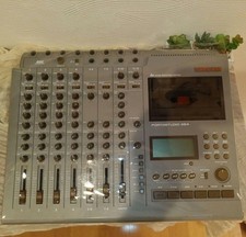 TASCAM PORTASTUDIO 464 Power