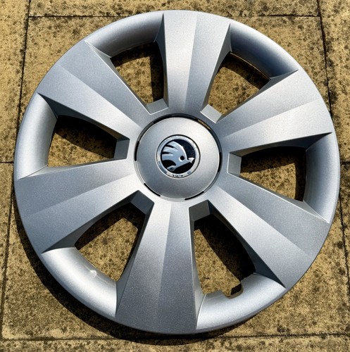 Genuine skoda fabia rapid - skoda,