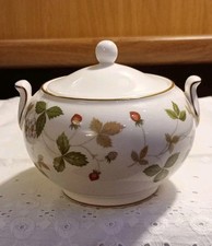 Wedgwood Wild Strawberry Bone