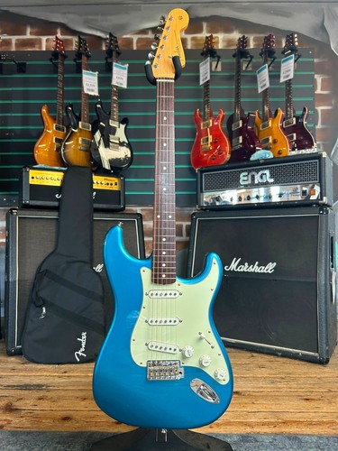 Fender made japan - fender,