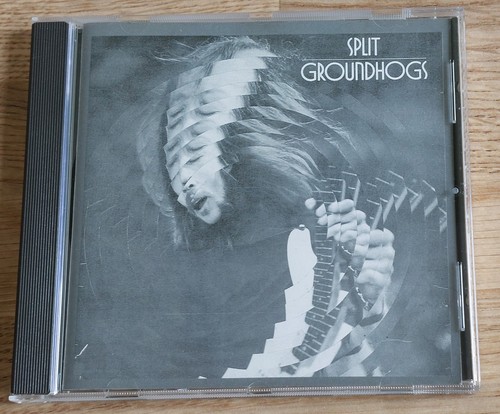 Groundhogs split - –,