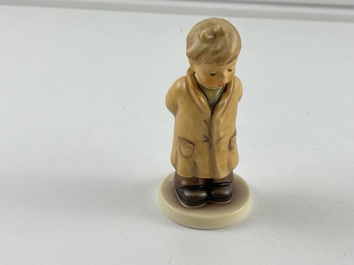 Hummel figurine 845 first - 845,