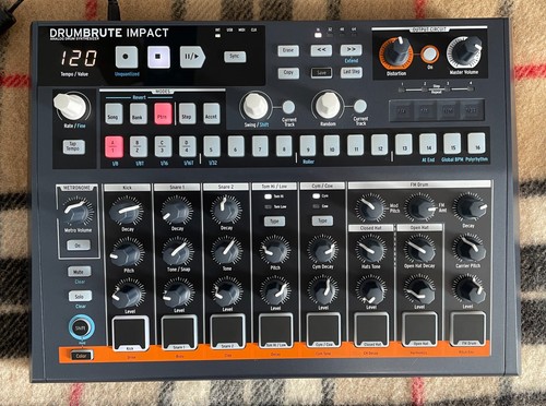 Arturia drumbrute impact - arturia,
