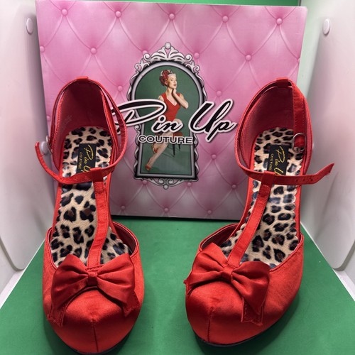 Red pin couture - red,