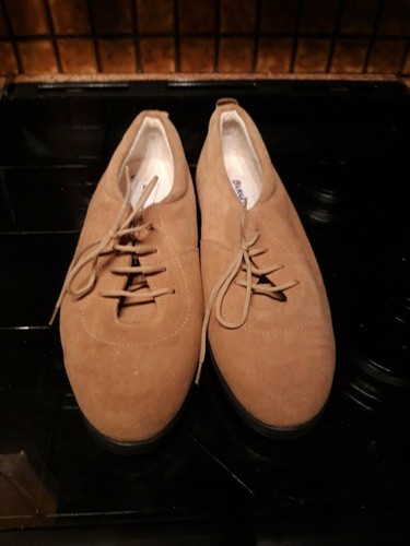 Ladies biege lace shoes - ladies,