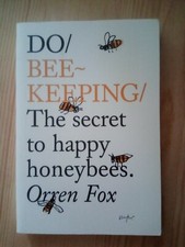 BEEKEEPING BOOK -  BEEKEEPING - THE SECRET TO HAPPY HONEYBEES (Paperback)