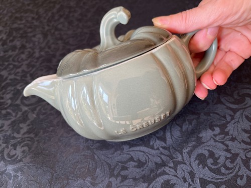 Creuset pumpkin gravy - le,